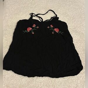 No Boundaries Women’s Junior Crop Top Black with Floral Design size Small (3-5)